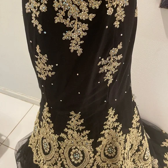 NWT Abby Paris by Lucci Lu Tulle Black & Gold Formal Beaded mermaid Gown Sz 16